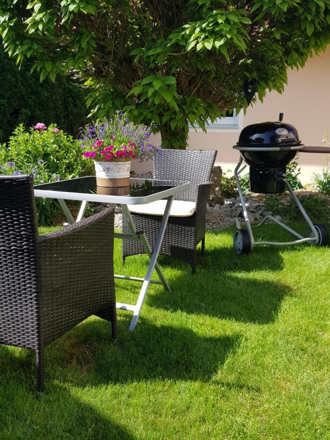 Ferienwohnung Toni Mit Balkon Und Garten Pemfling Kültér fotó